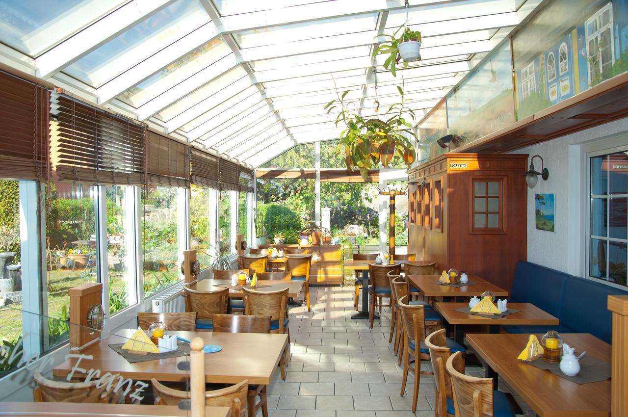 Ferien Unterm Reetdach In Gohren Hotell Goehren  Exteriör bild